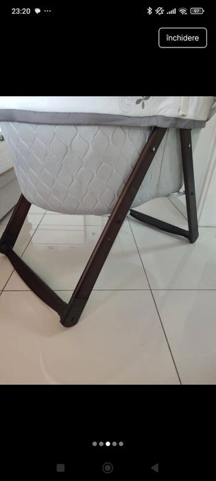 Pătuț pentru bebeluș