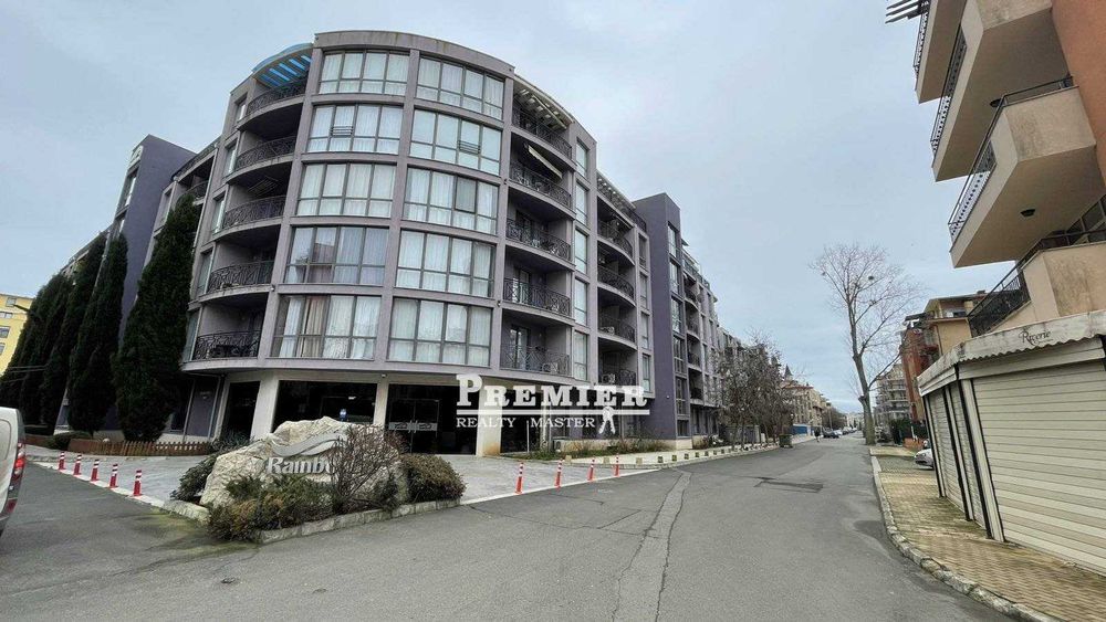 Продава се Едностаен апартамент в к.к. Слънчев бряг - 37 кв.м за 807 €/кв.м - Снимка #8