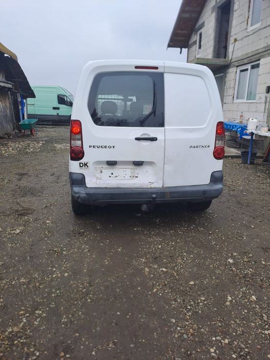 Vând Peugeot Partener 1.6 HDI
