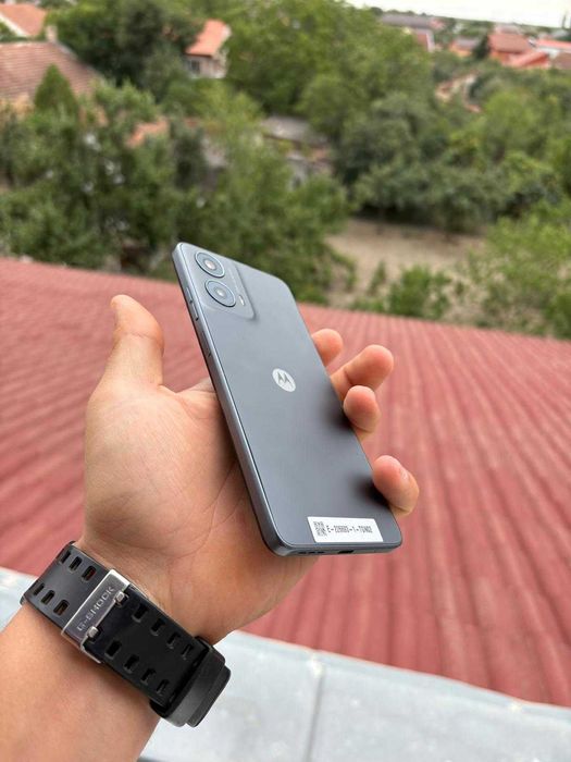 Motorola Moto G24,Matte Charcoal,Dual SIM,Memorie 128GB,4GB RAM - NOU