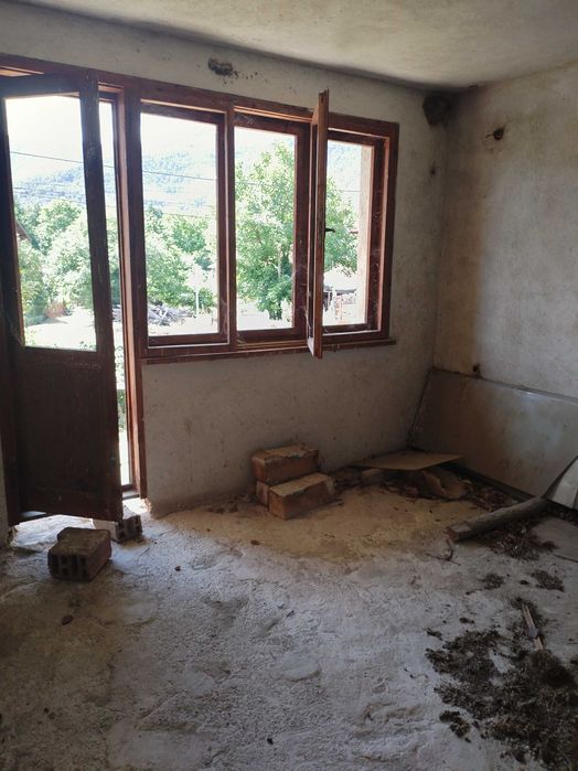 Продава се Етаж от къща в Монтана, Парта 1 - 120 кв.м за 319 €/кв.м - Снимка #8