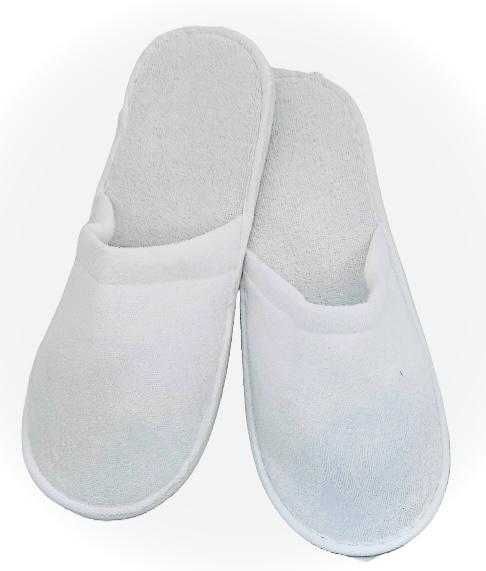 Белые гостиничные тапочки