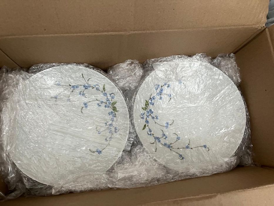 Продаю столовый сервиз