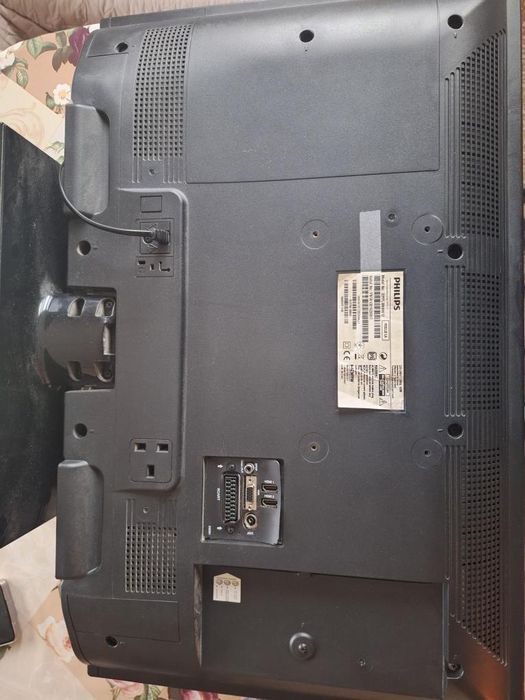 Продавам телевизор Philips