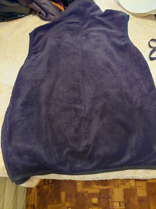 Елеци 2 броя за 7лв