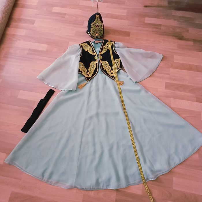 Продам детский казах.костюм