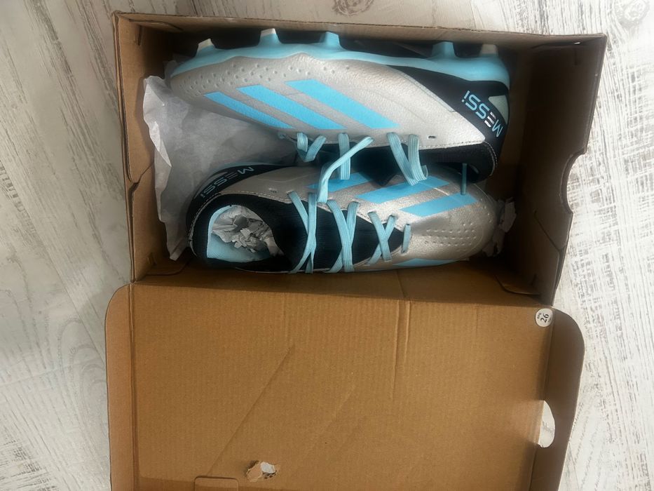 Adidas Messi нови