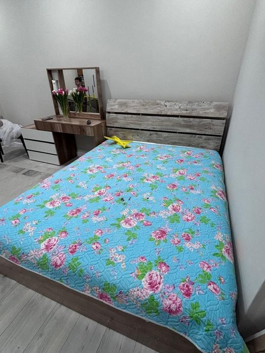 Продам 2-х спалку и столик