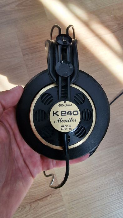 Casti AKG K240 Monitor 600Ohms HiFi
