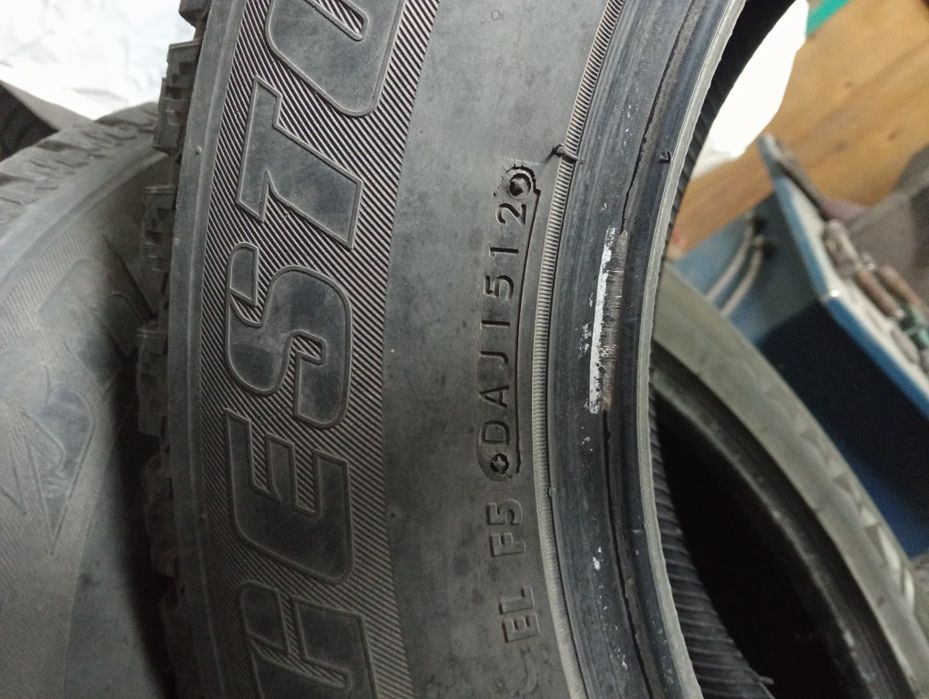 Продам резину б/у зимние