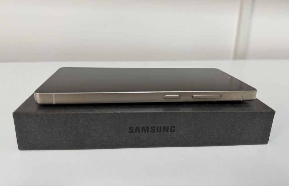 Samsung Galaxy S25 Ultra | 256GB / 12GB RAM | Titanium Black