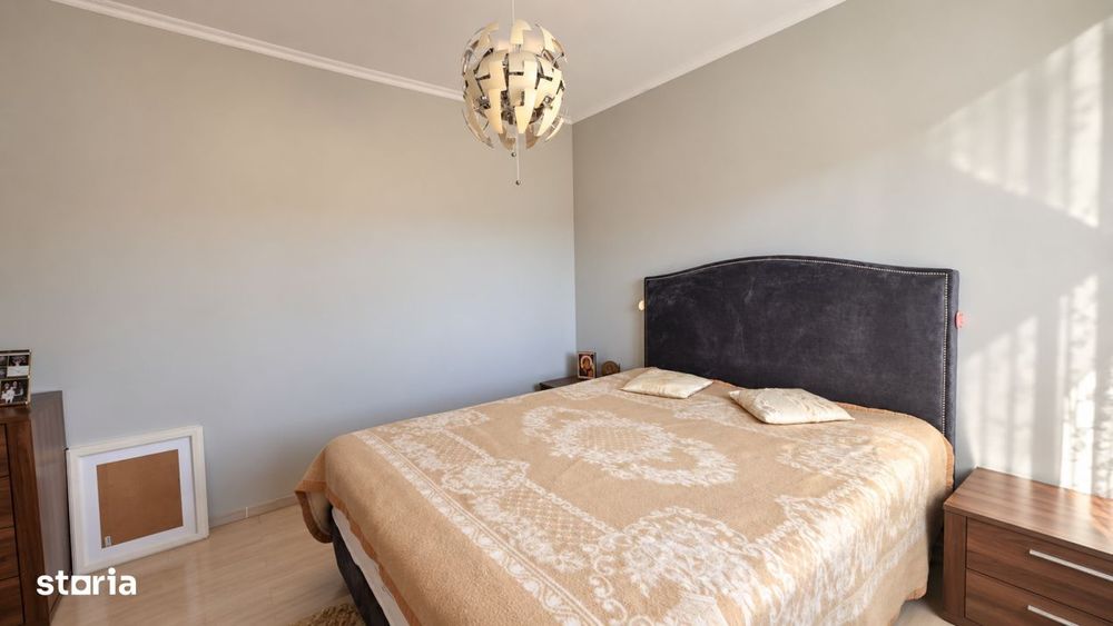 2 camere Felicity, et. 1, centrala, loc parcare.