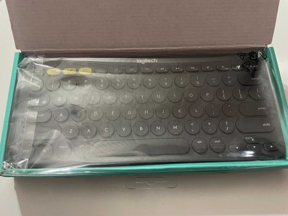 Bluetooth безжична клавиатура LOGITECH K380