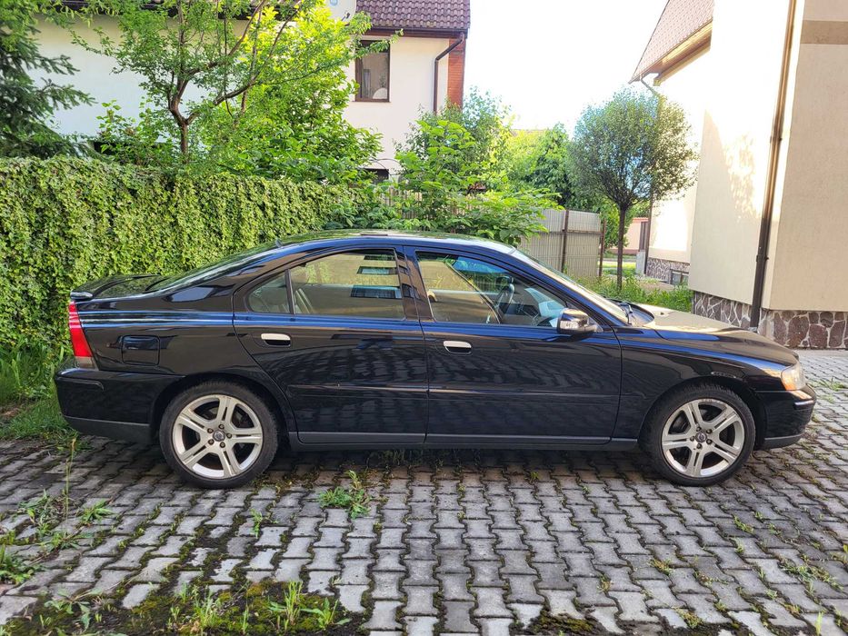 autoturism Volvo S60