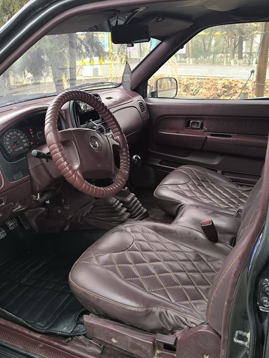 Nissan Pikap 2008 sotiladi