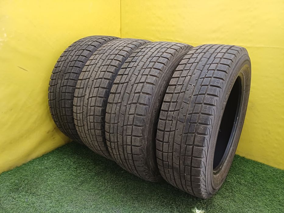 Шины 215 60 R17 YOKOHAMA комплект