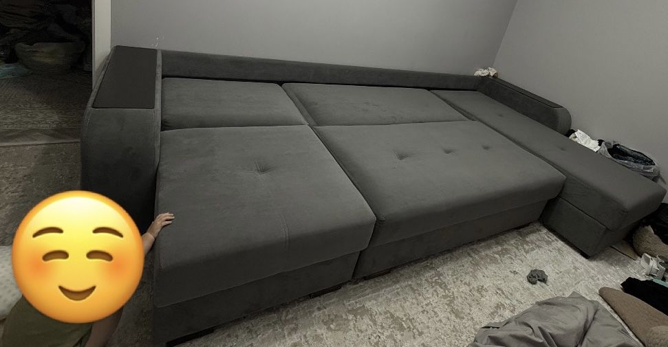 Продам диван в хорошем состание