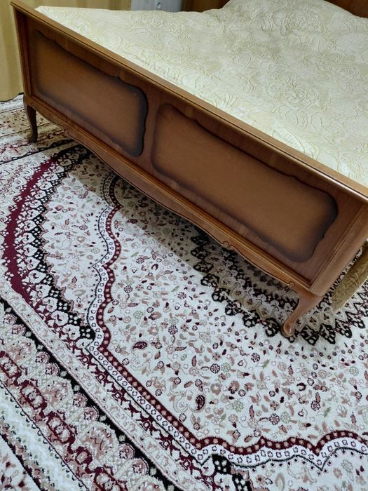 Спальный гарнитур б/у