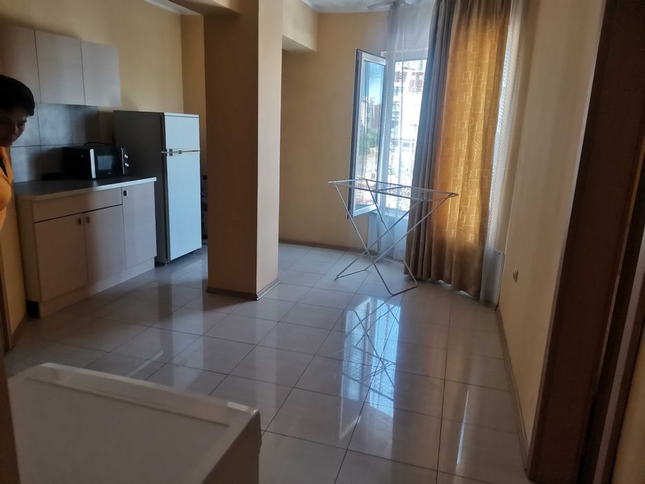 Дава се под наем Двустаен апартамент в Бургас, Победа - 50 кв.м за 153 € - Снимка #5