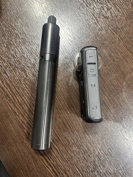 Insta 360 X4 sotiladi yoki obmen Ray Ben ga