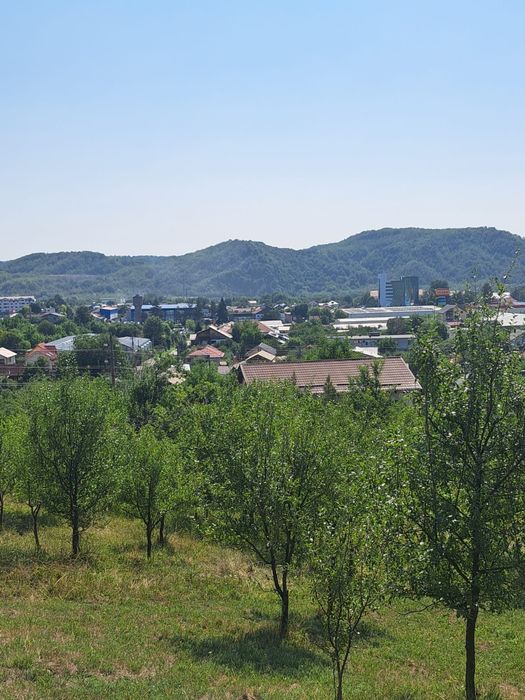 Teren+ casă în construcție