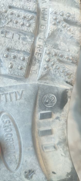 Сапоги рабочие 42размер