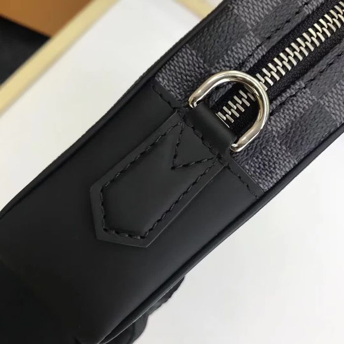 Чанта Luis Vuitton Kasai Clutch