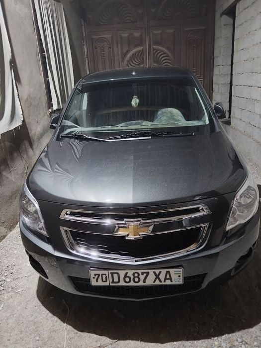 Cobalt avtomobili sotiladi