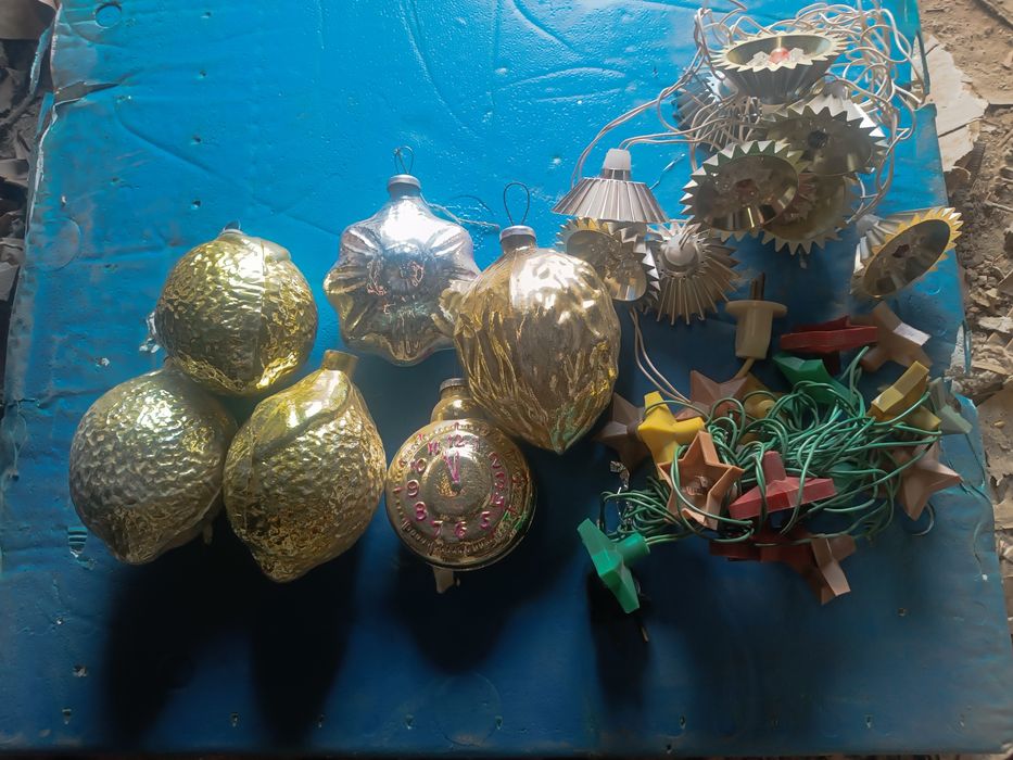 Продаются новогодние игрушки советские ( антиквар)