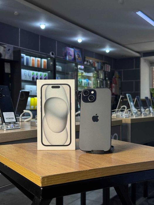 Телефон iPhone 15 256ГБ / Айфон 15 256Гб