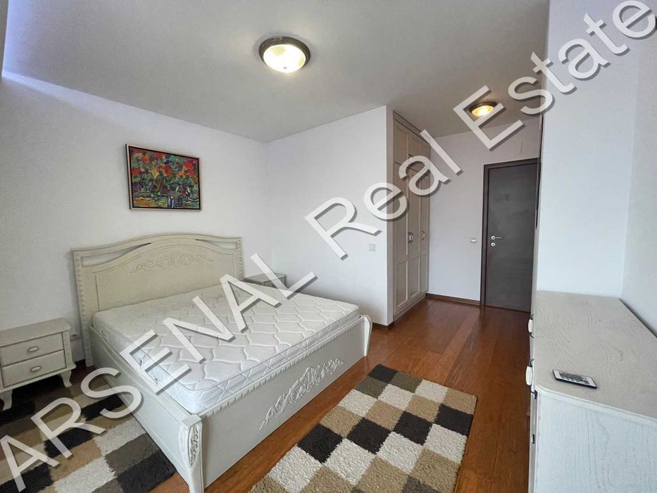 Дава се под наем Четиристаен апартамент в София, в.з. Киноцентъра - 170 кв.м за 1000 € - Снимка #5