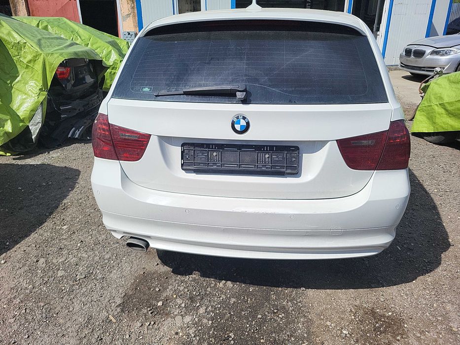 Dezmembrez bmw seria 3 e91 320d xdrive an 2010 177 cp cutie automata volan stanga