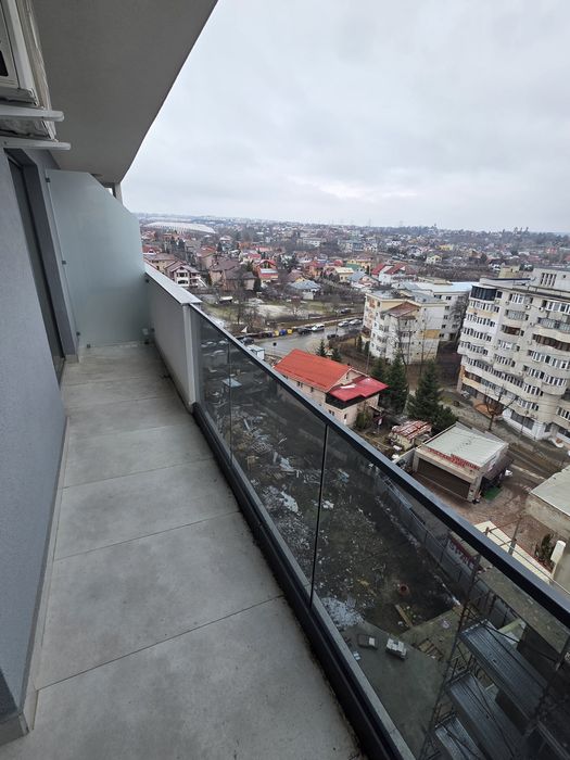Inchiriez apartament doua camere  adamant towers ,500 eur,lunar
