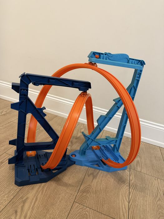 Трек Hot Wheels «Двойная мертвая петля» — оригинал, отличное состояние