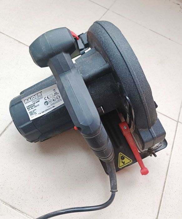 Циркуляр Raider RD CS31, като НОВ