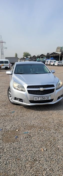 Malibu 1 sotiladi srochno