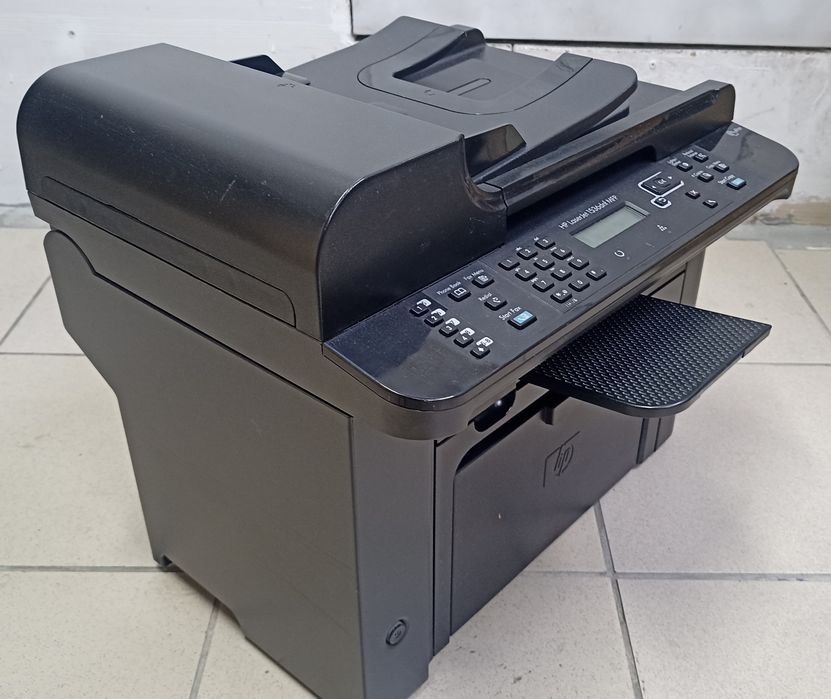 Принтер МФУ HP LaserJet Pro MFP 1536dnf