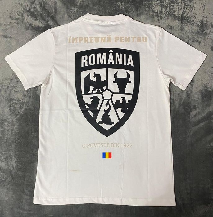 Vand tricou nou de barbati Made by Society