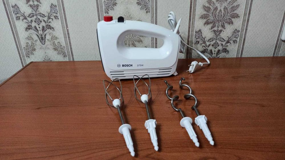 Миксер Bosch новый