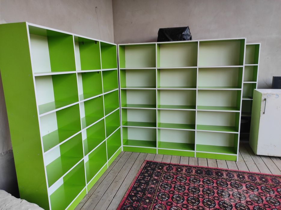 Dukon uchun rasta mebel stellajlar