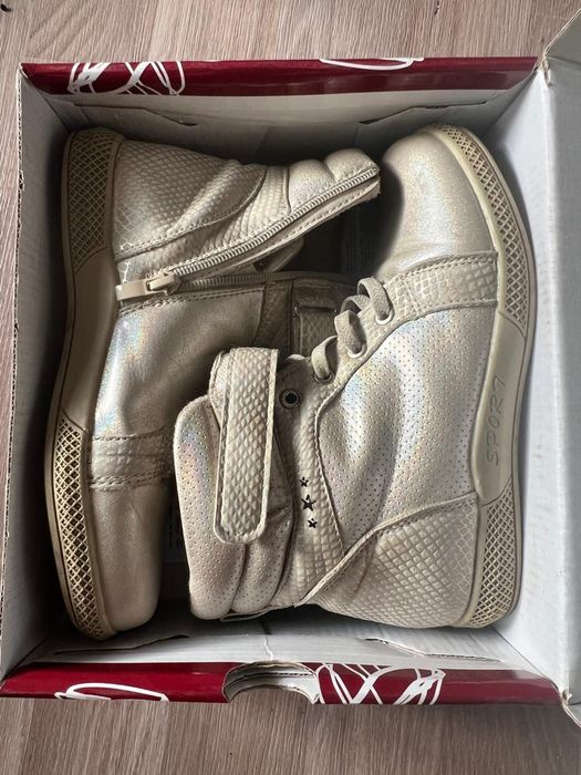 Ботинки весна/осень для девочки