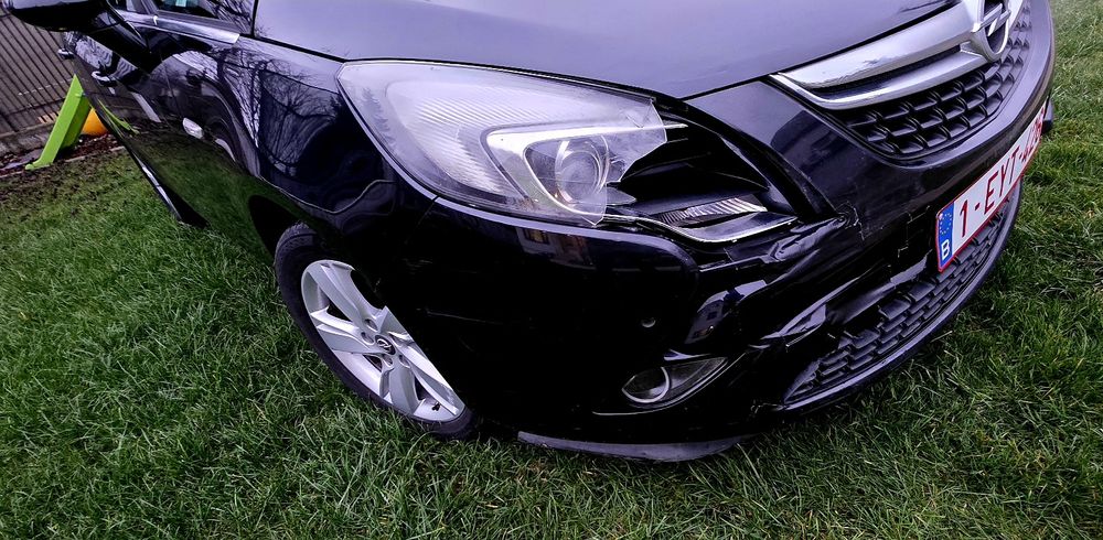 Opel Zafira 7 locuri an 2016