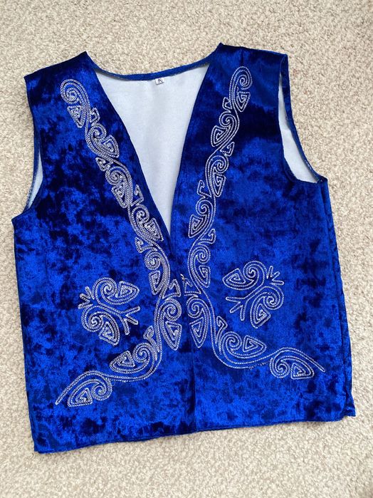 Продам жилетку 104-122