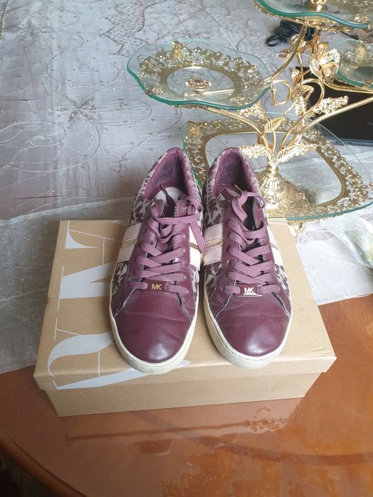 Кроссовки Майк Корс