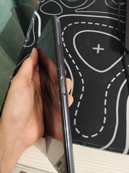 Продам POCO X3 Pro