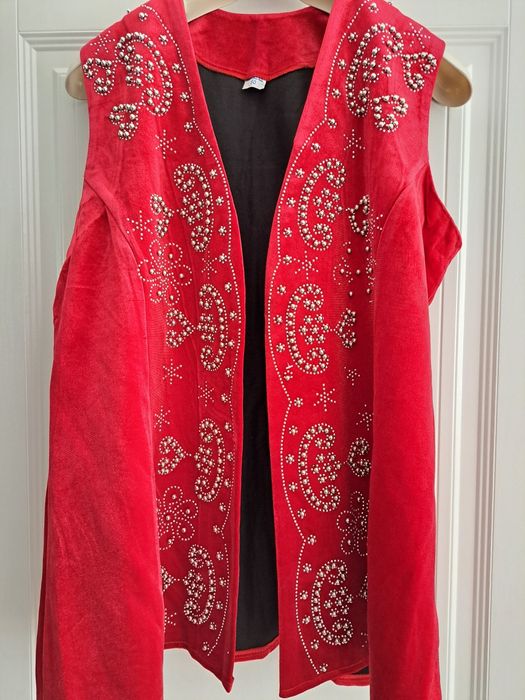 Кажекей   әйелдерге