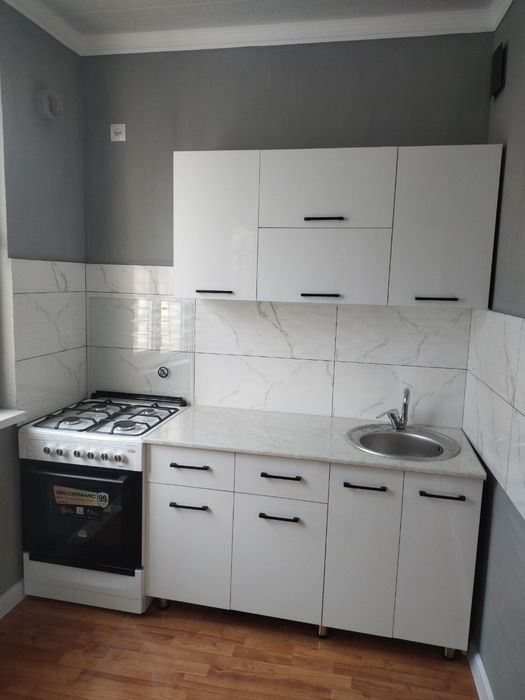 Аренда 2х комнат пустая, только стиральная машинка есть на Чиланзар-7