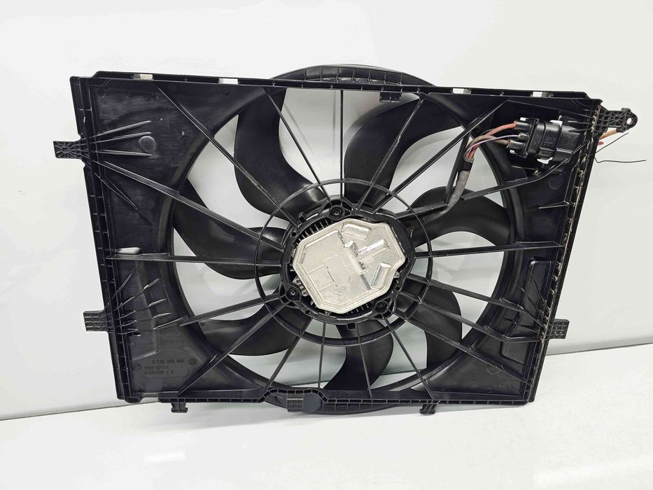 Electroventilator Mercedes Clasa C (W205) [Fabr 2014-prezent] A0999061