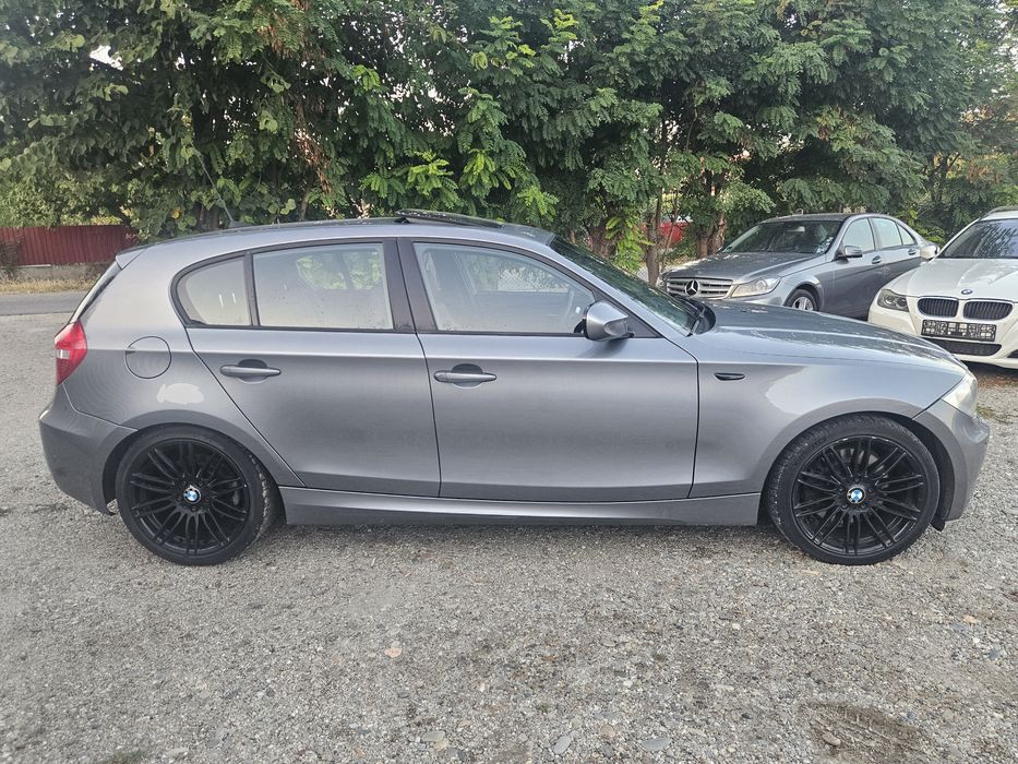 Bmw 123d 2011 Euro 5 204 Cp/ M pachet int 'ext/Trapa/Bi xenon/Navi/Keyless