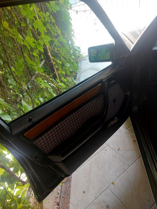 Mersedes benz w124
